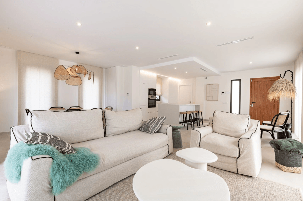 Nybyggeri! Ibiza-stil villa på golfbane