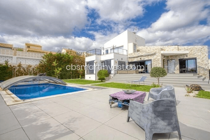 Villas zum verkauf in Polop De La Marina, Alicante