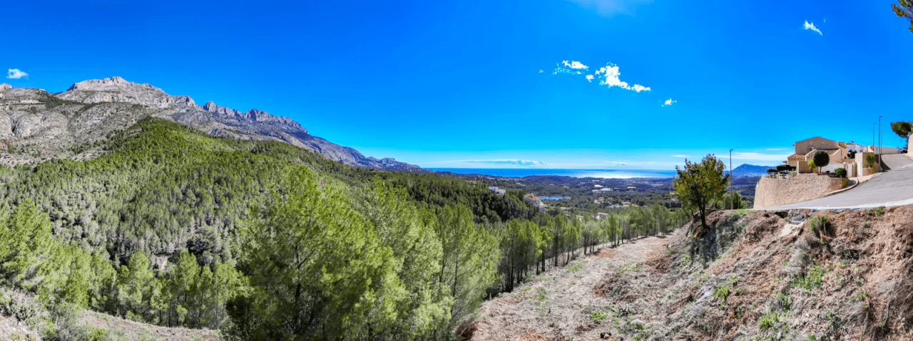 Land til salg i Altea