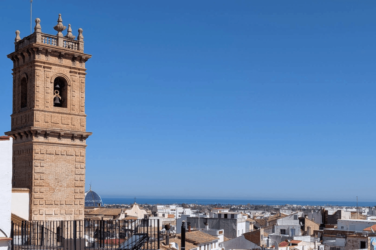 Town house for sale in Oliva