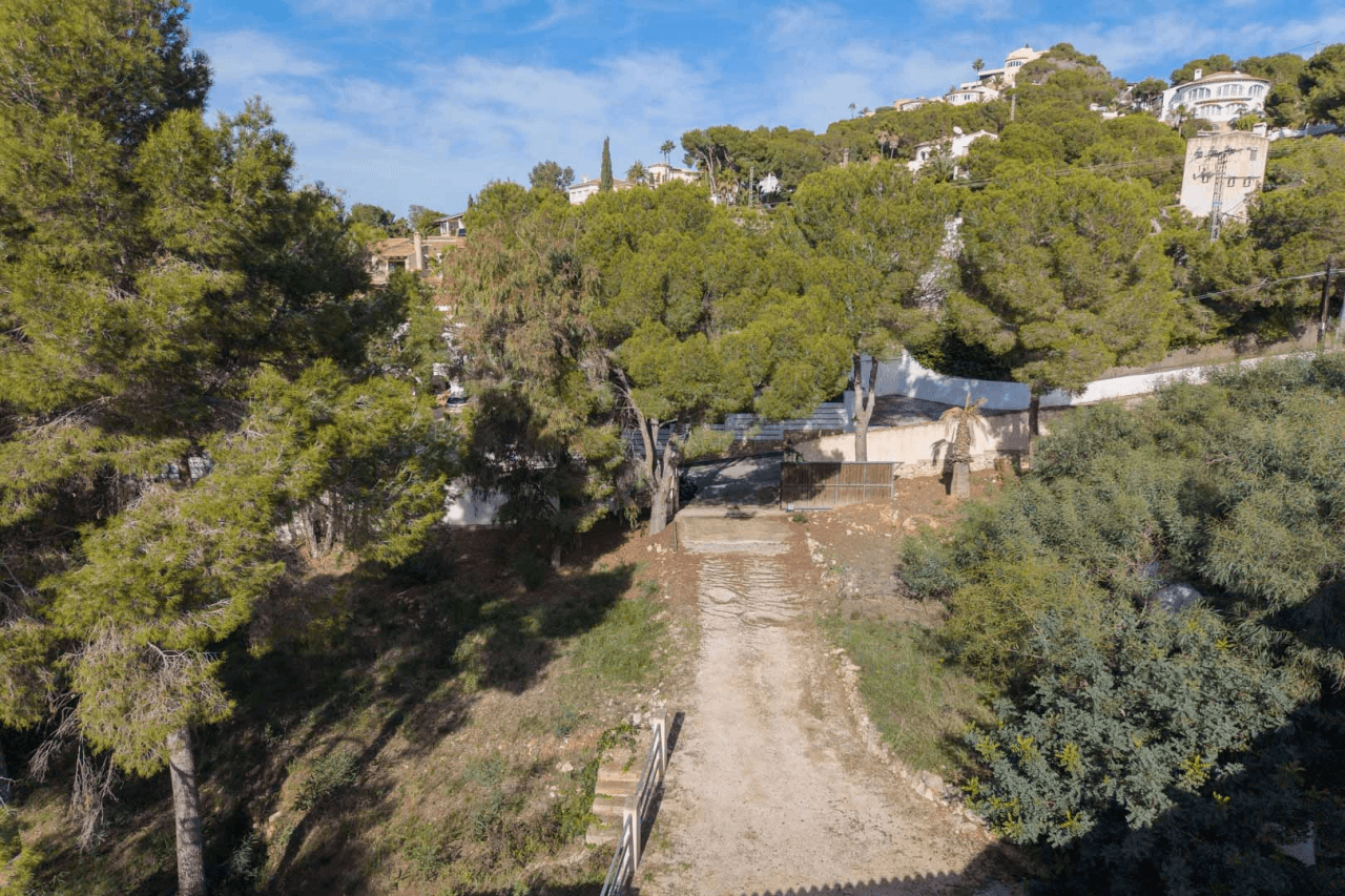 Land til salg i Moraira
