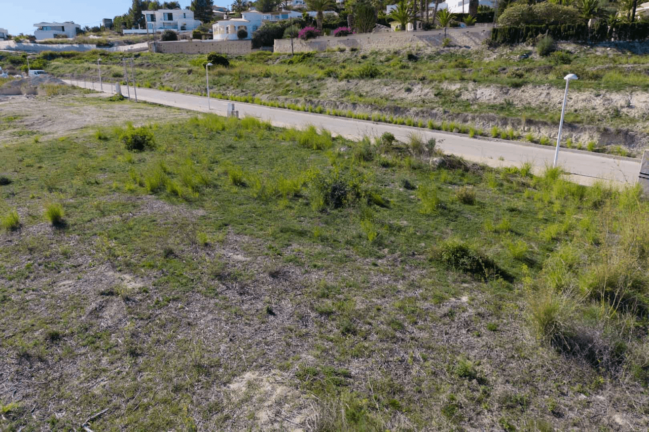 Land til salg i Moraira