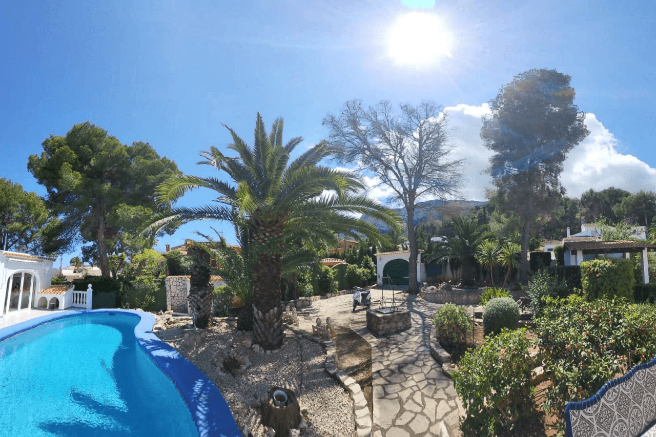 Villa til salg i Denia