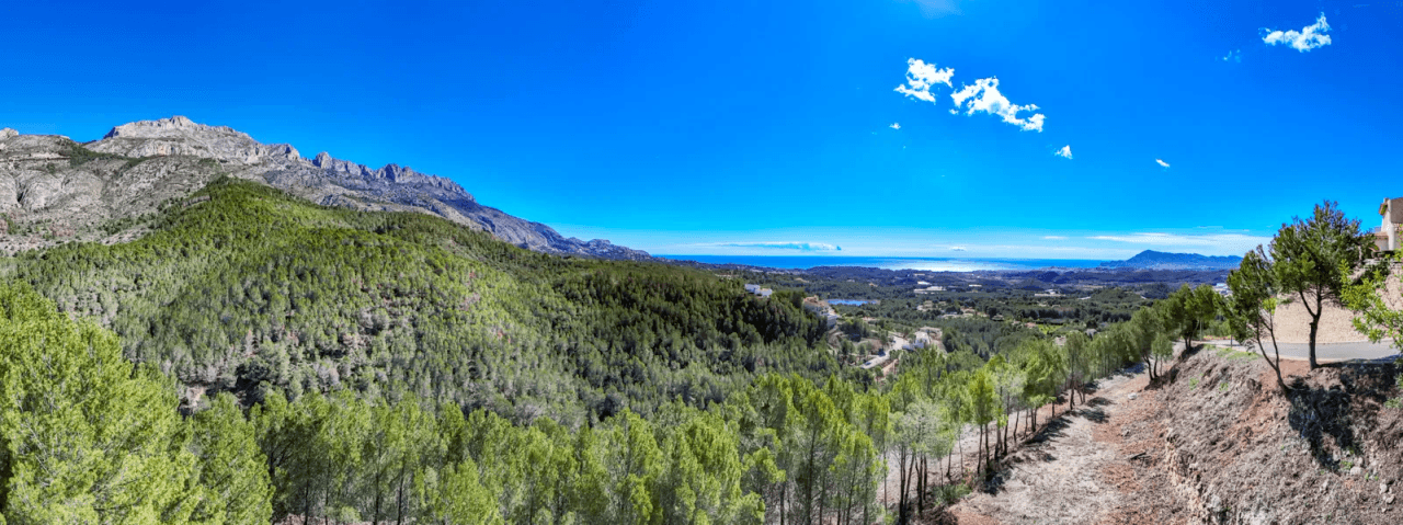 Land til salg i Altea