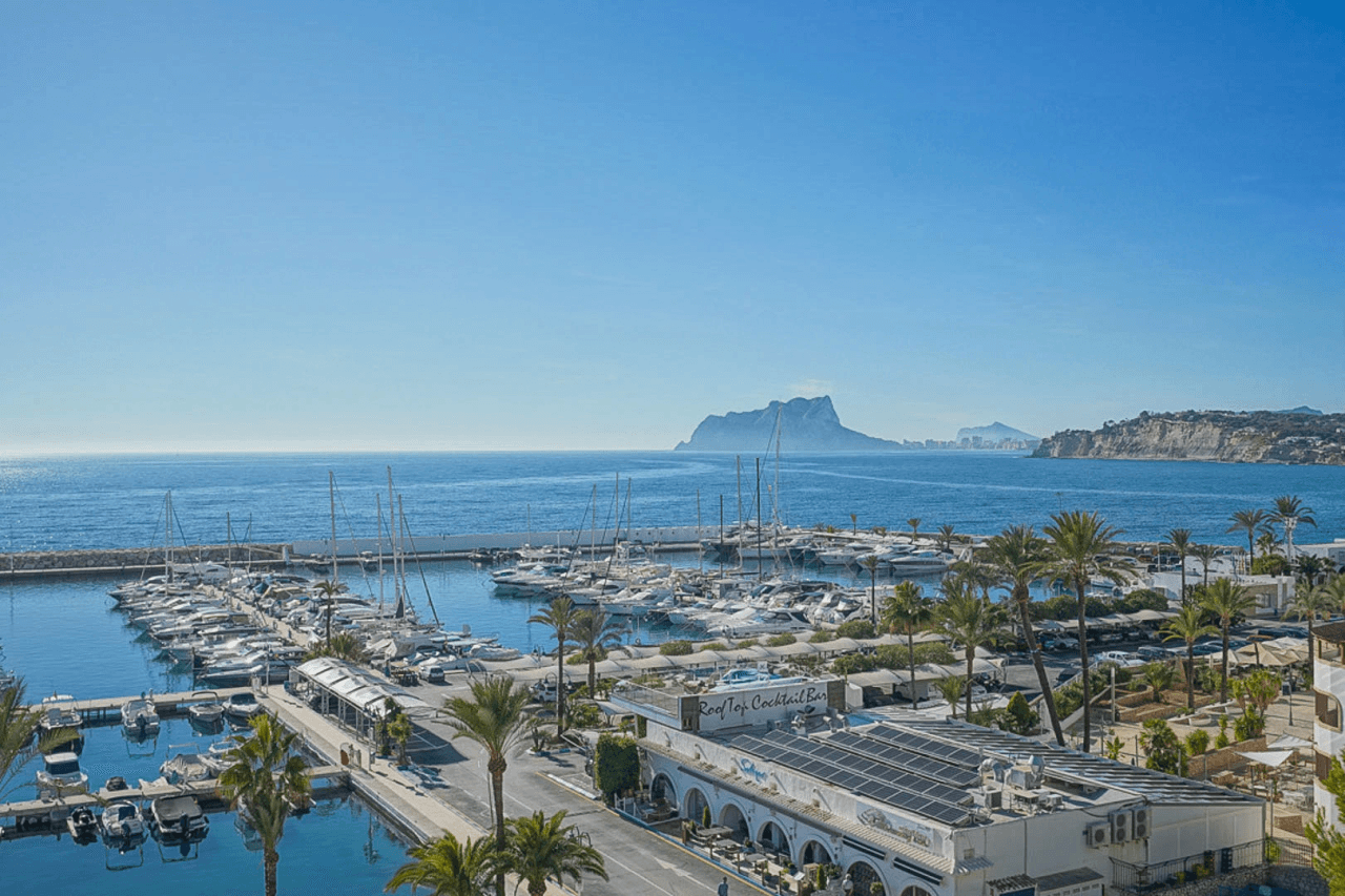 Land til salg i Moraira