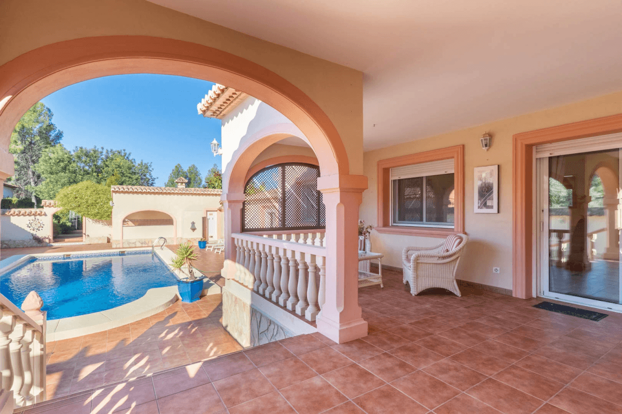 Villa for sale in Jalon