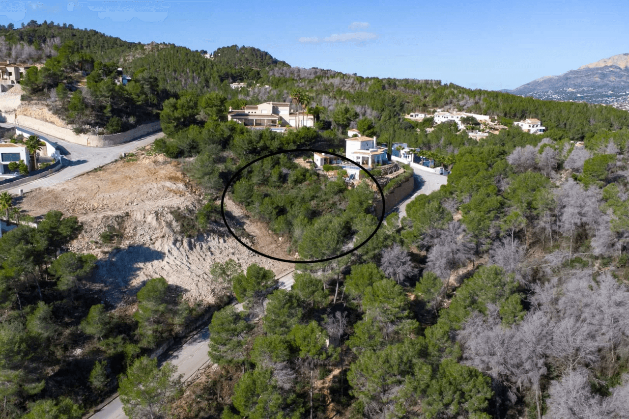 Land til salg i Javea