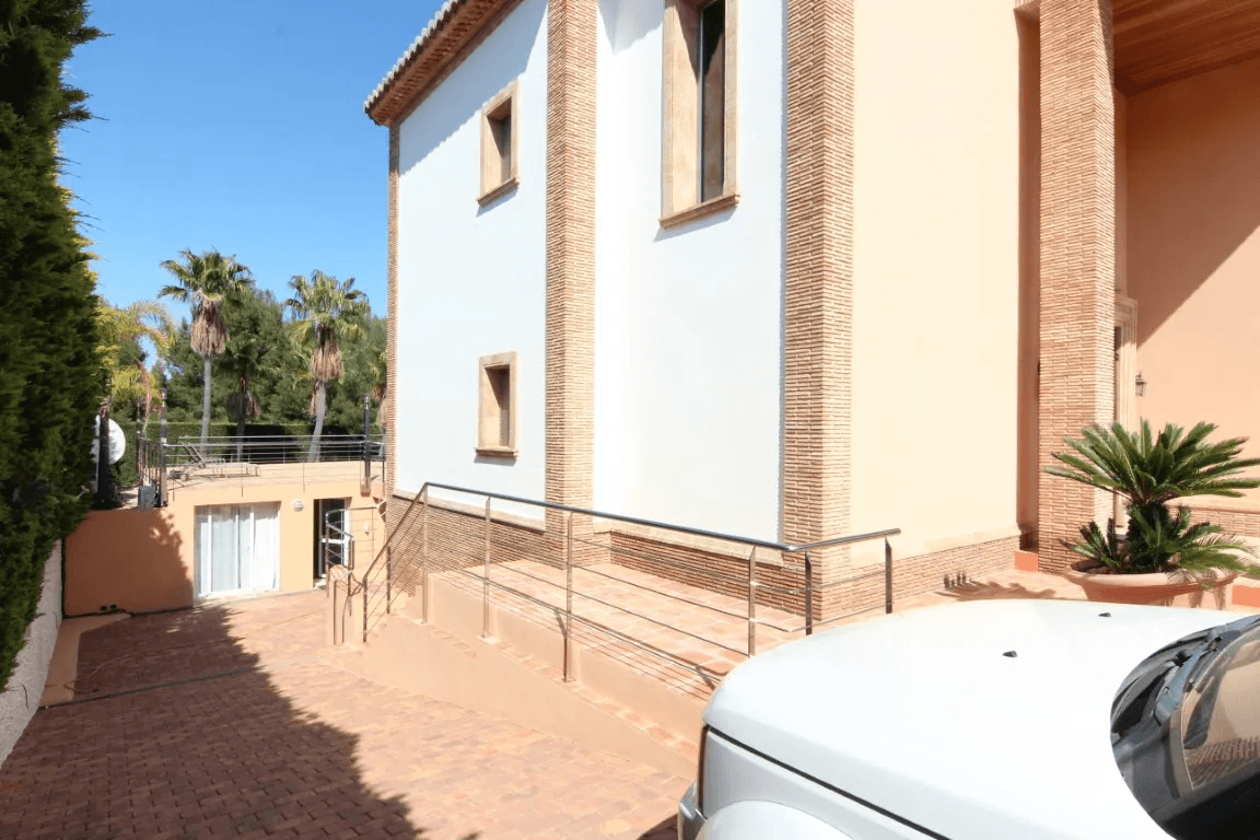 Villa till försäljning i Javea