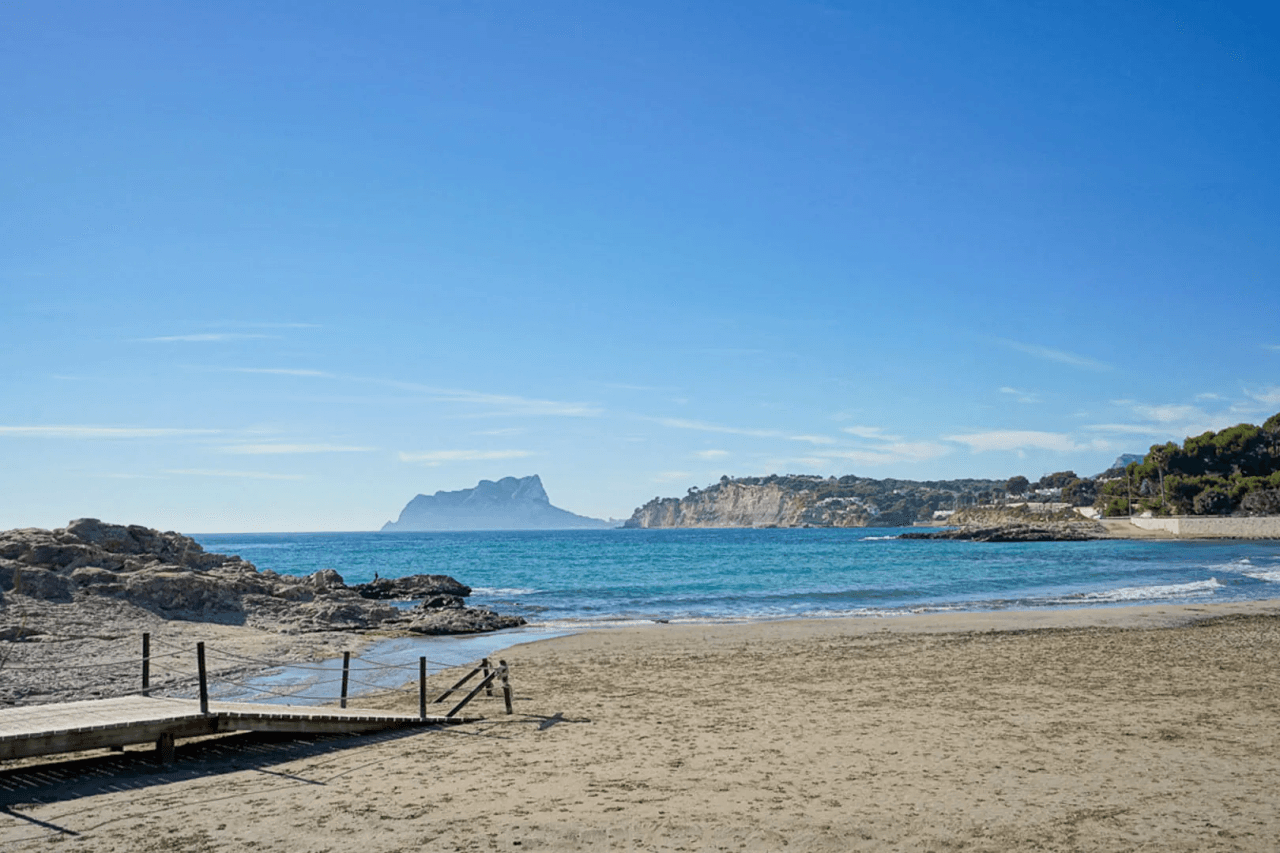 Land til salg i Moraira
