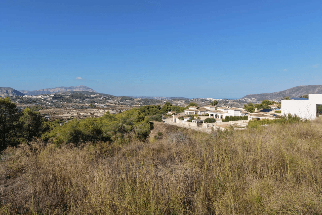 Land til salg i Moraira