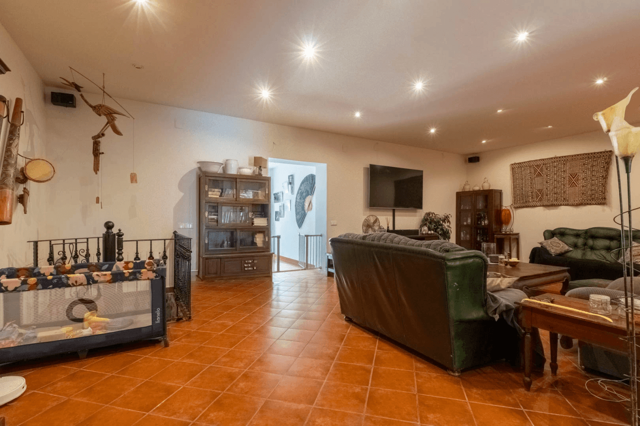 Villa for sale in Ondara