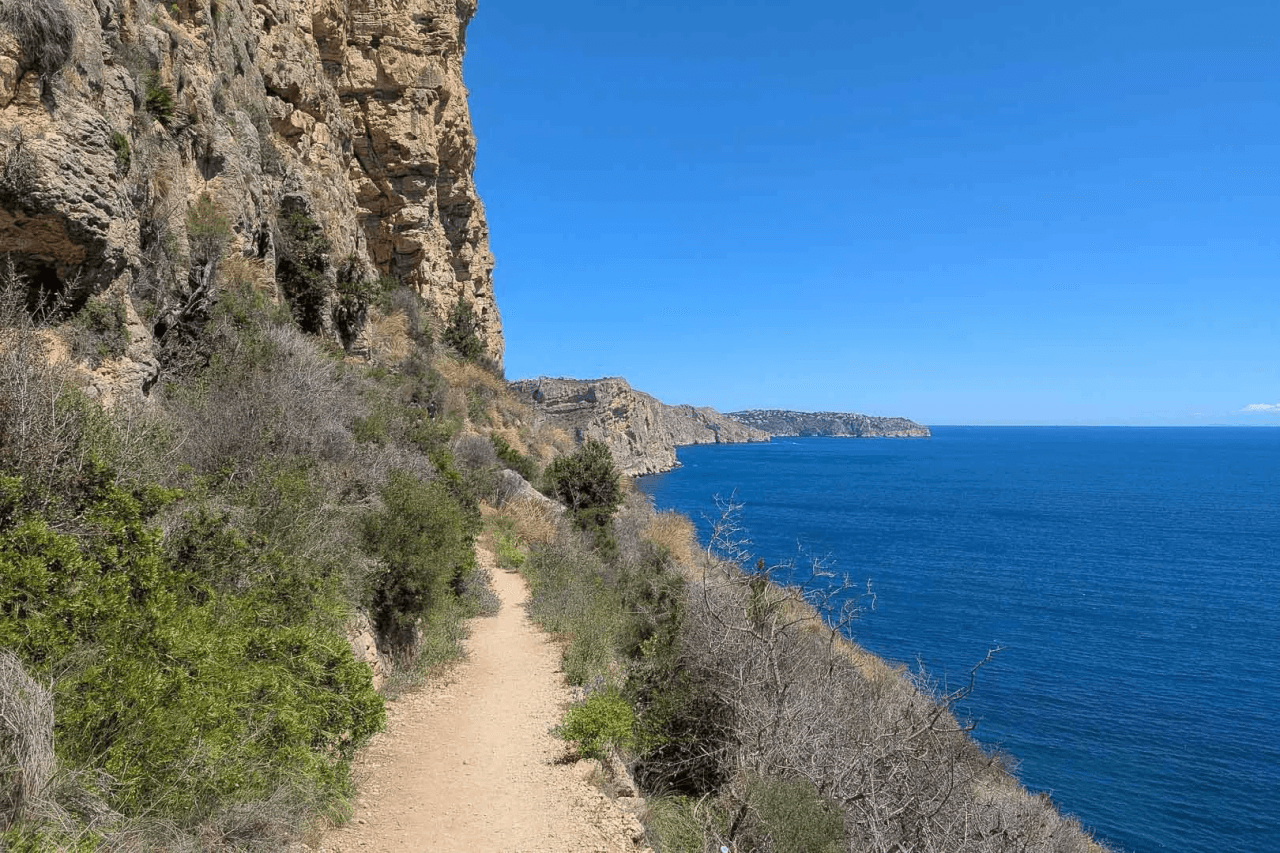 Land til salg i Moraira