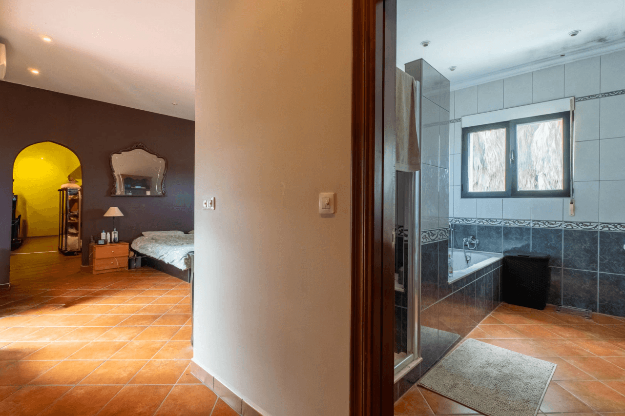 Villa for sale in Ondara