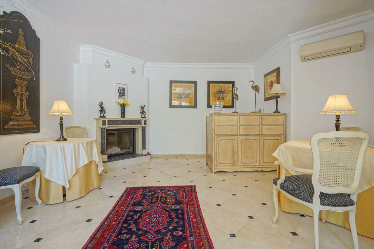 Villa for sale in Pedreguer