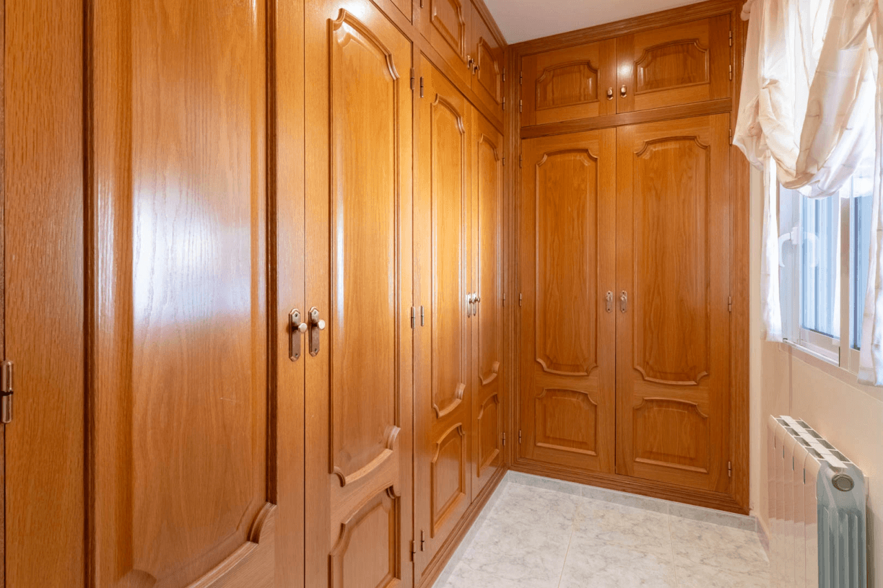 Villa for sale in Jalon