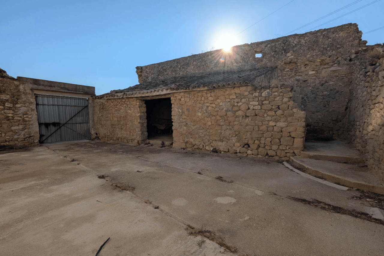Country house for sale in Teulada