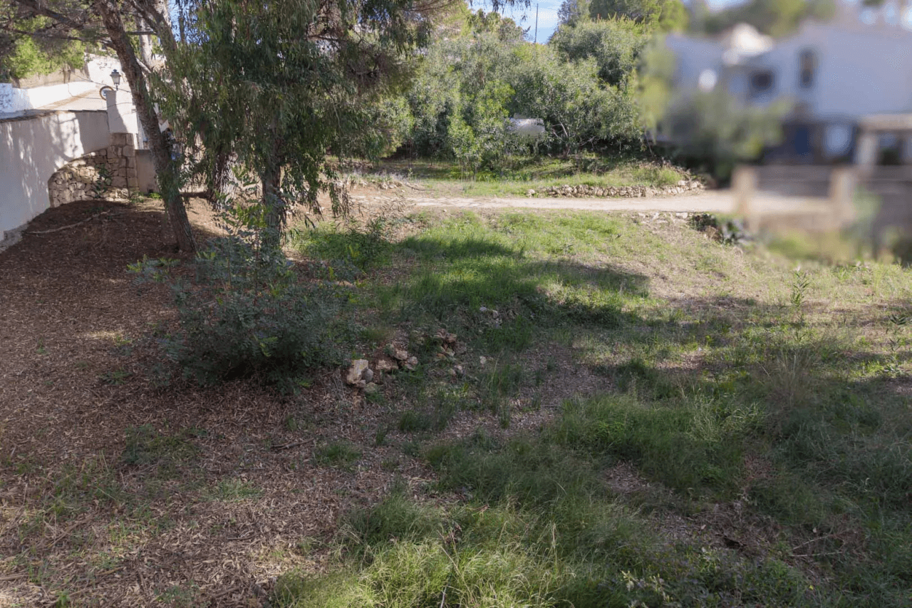 Land til salg i Moraira