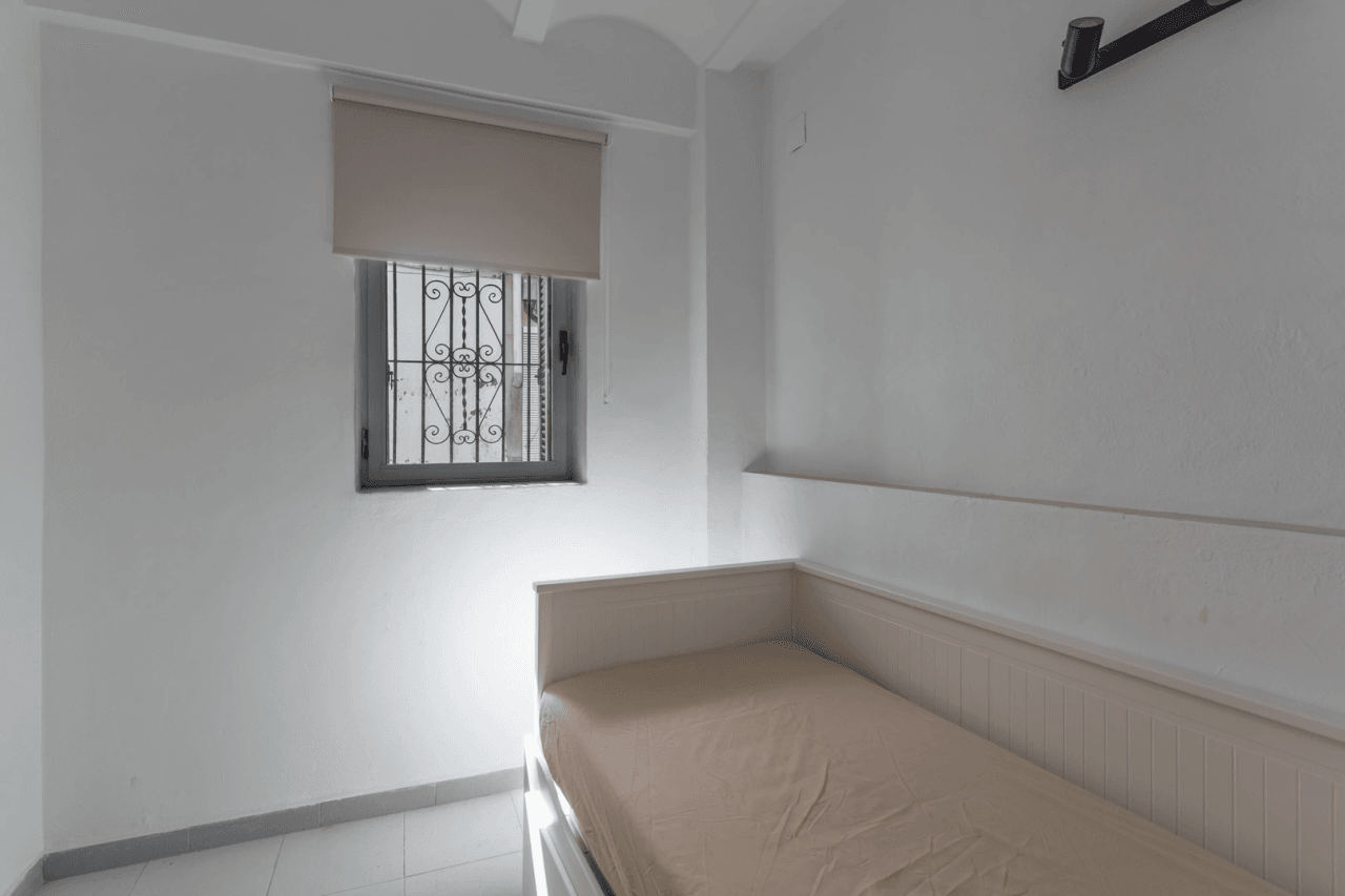 Town house for sale in Oliva