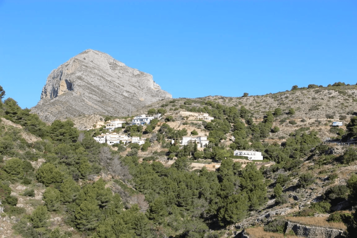 Land til salg i Javea