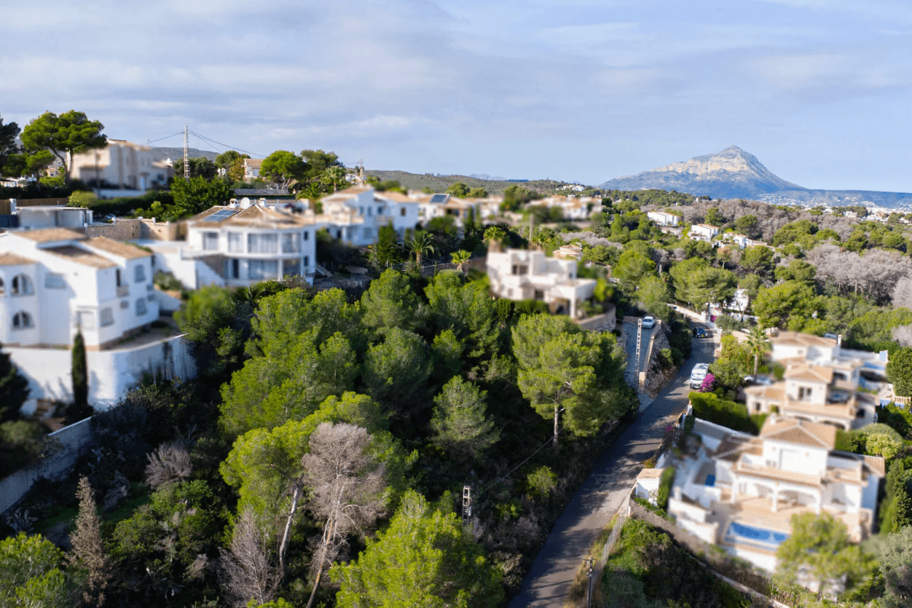 Land til salg i Javea