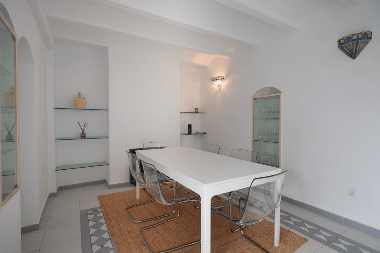 Town house for sale in Oliva