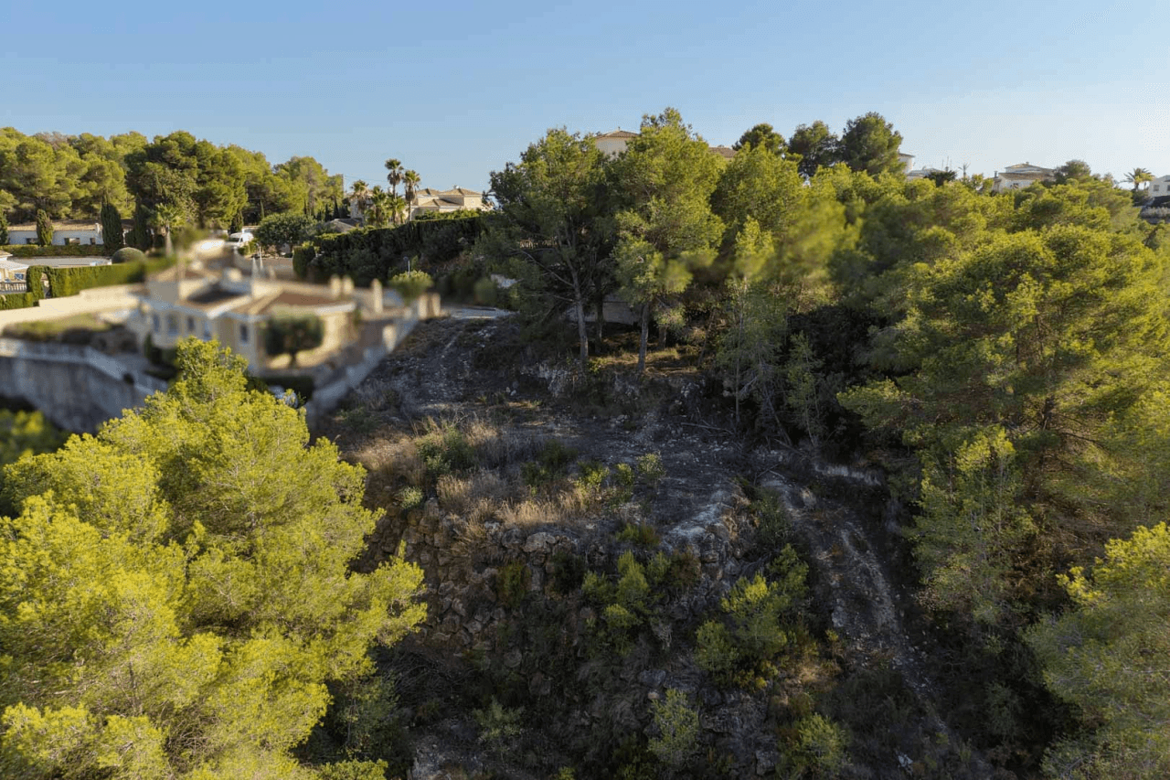 Land til salg i Moraira