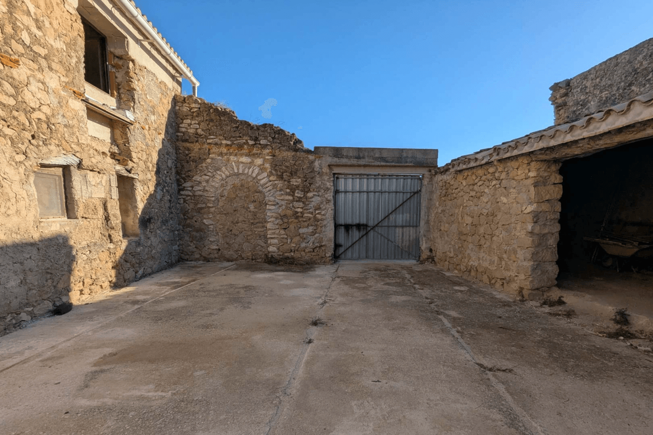 Country house for sale in Teulada