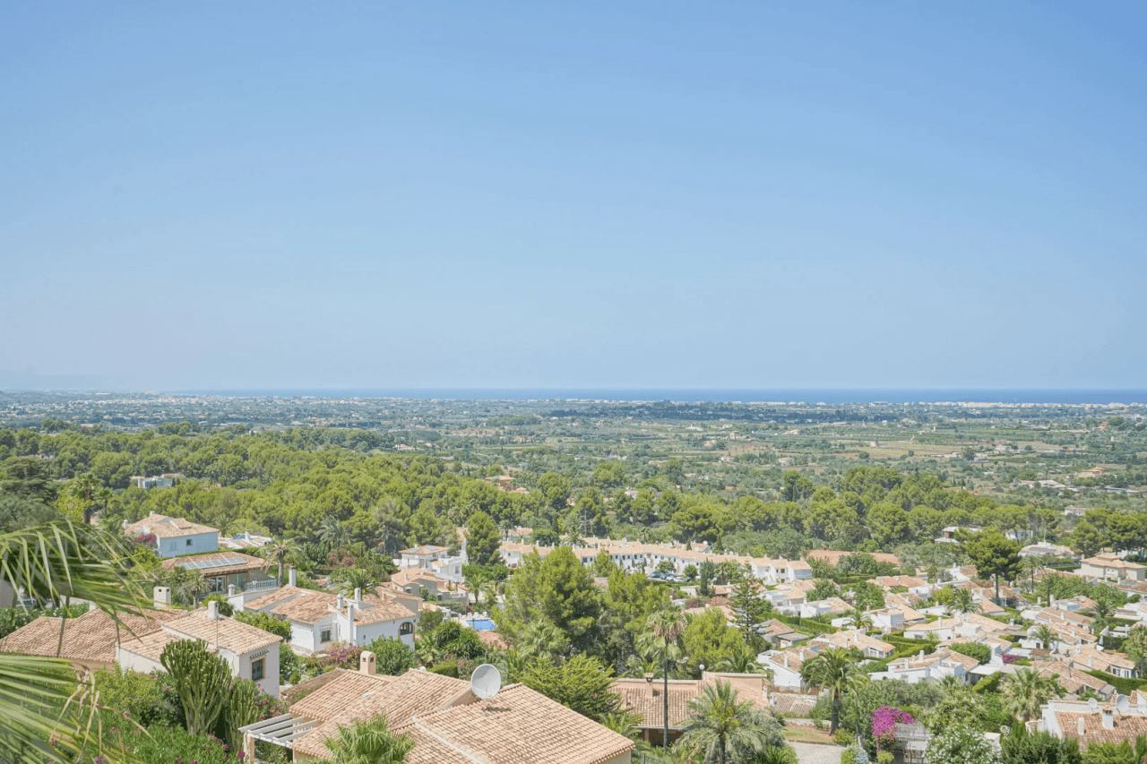 Villa for sale in Pedreguer