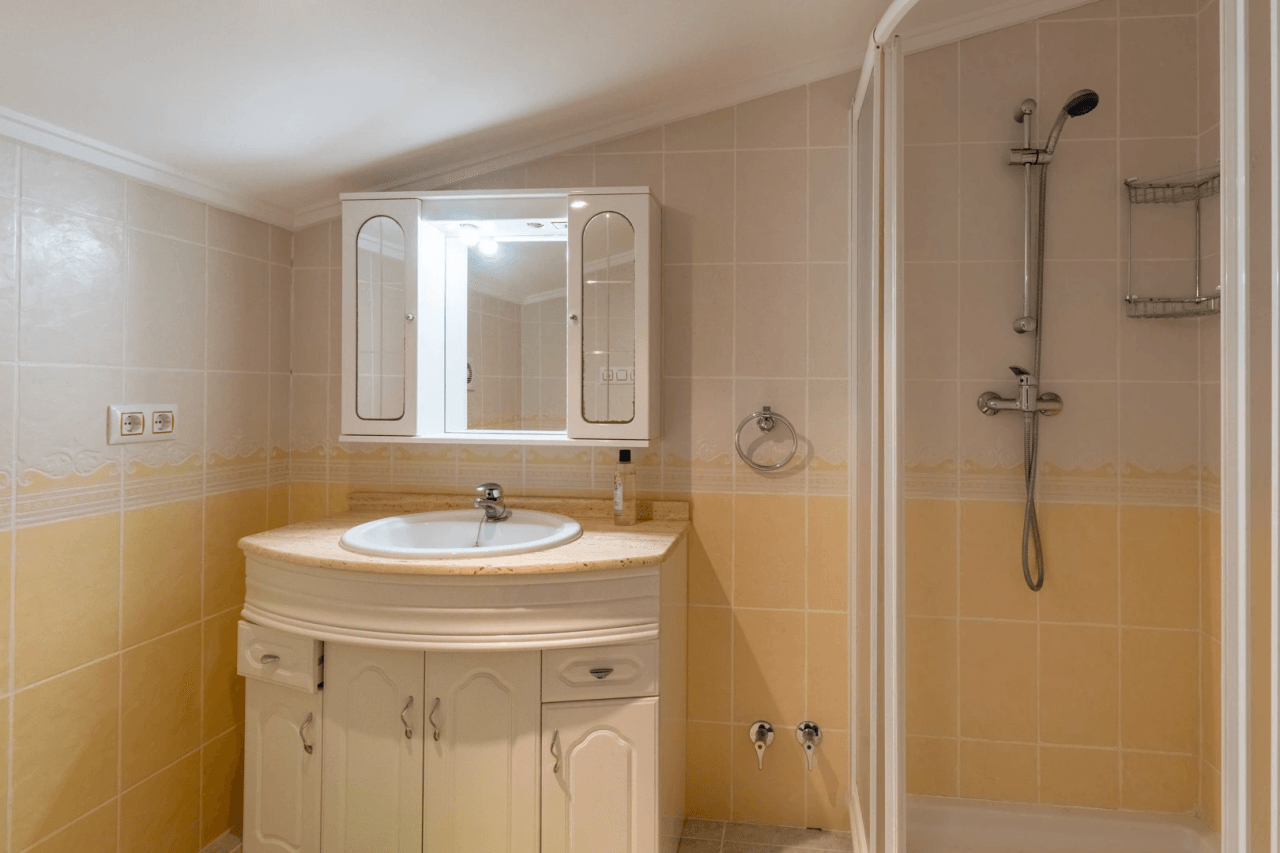 Villa for sale in Jalon