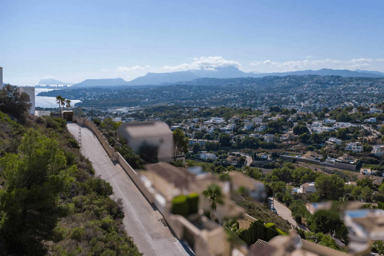 Land til salg i Moraira