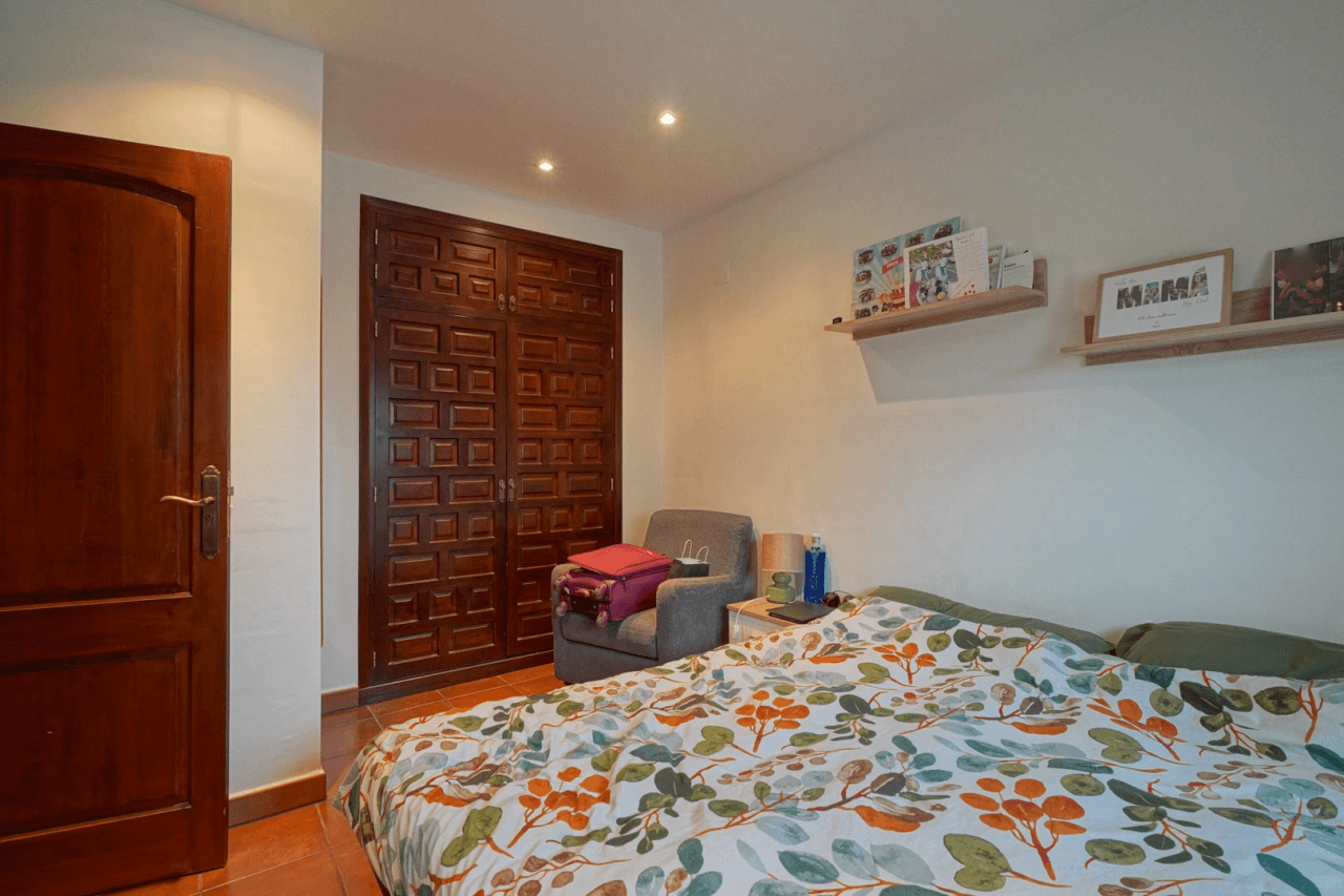 Villa for sale in Ondara