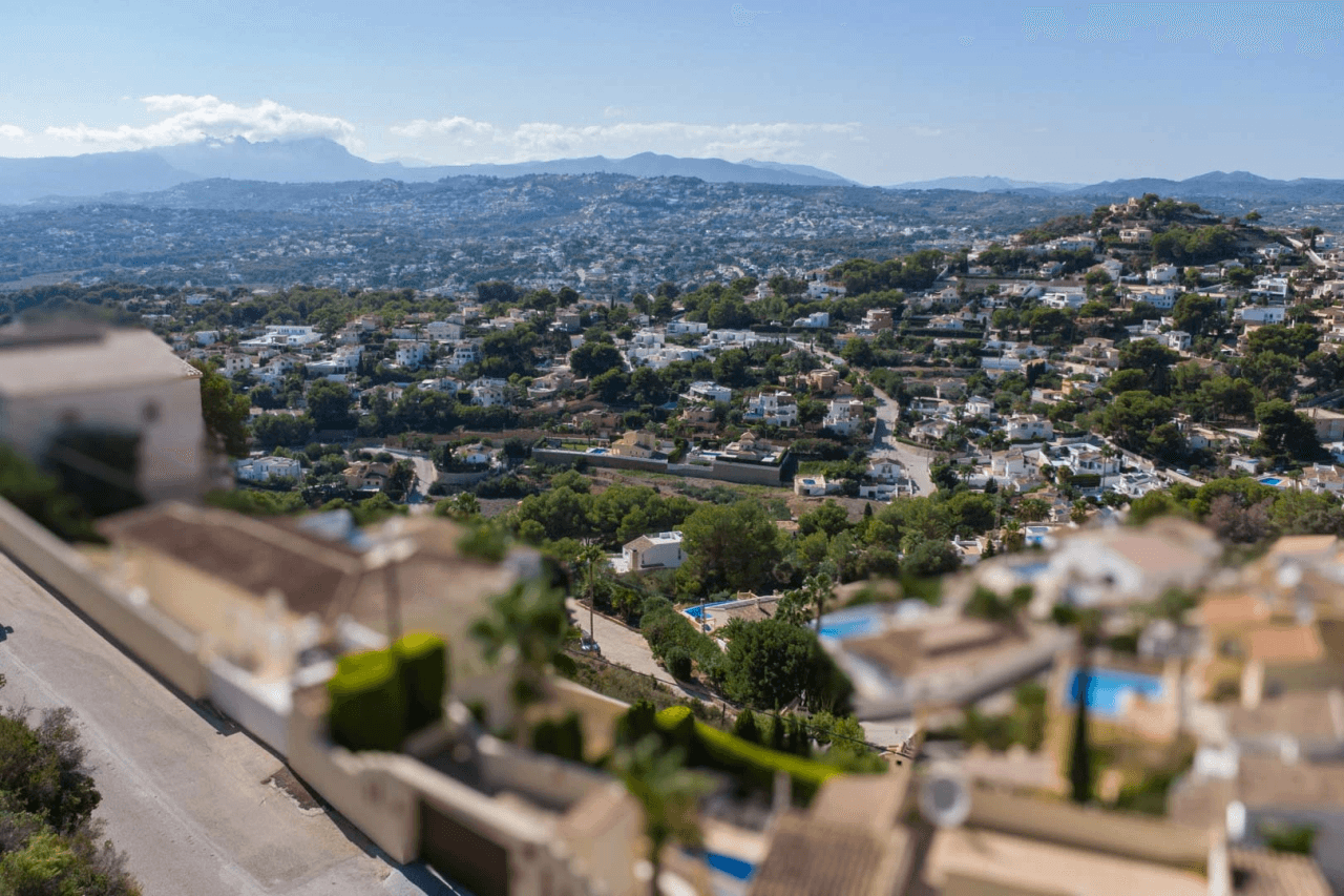 Land til salg i Moraira