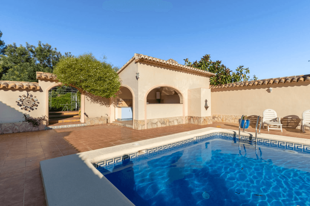 Villa for sale in Jalon