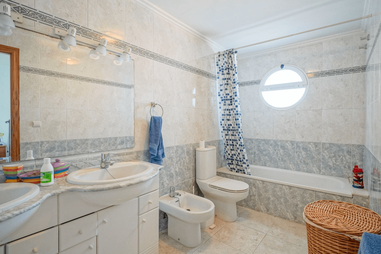 Town house for sale in La Xara