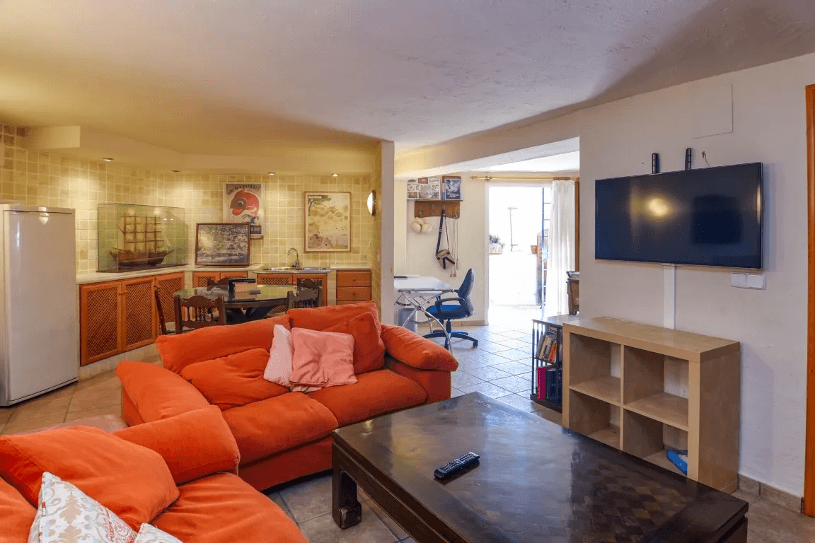 Villa for sale in Pedreguer