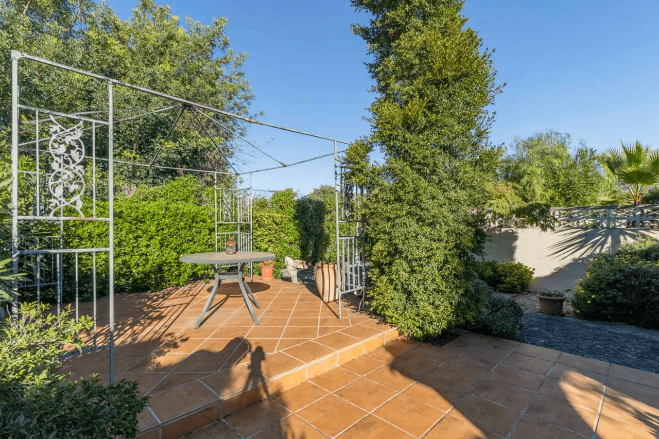 Villa for sale in Jalon