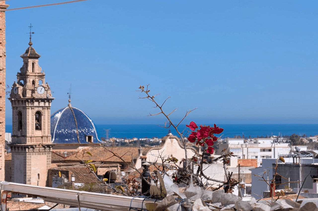 Town house for sale in Oliva