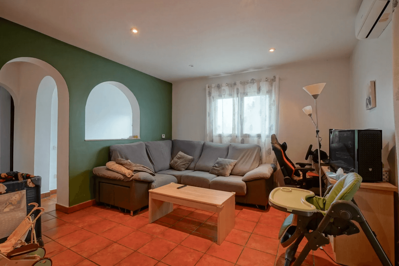 Villa for sale in Ondara