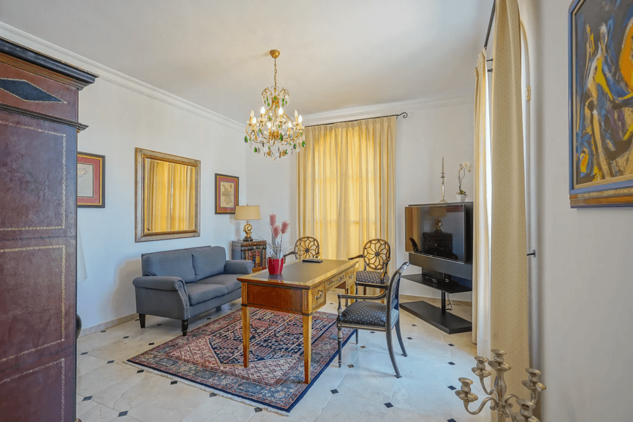 Villa for sale in Pedreguer