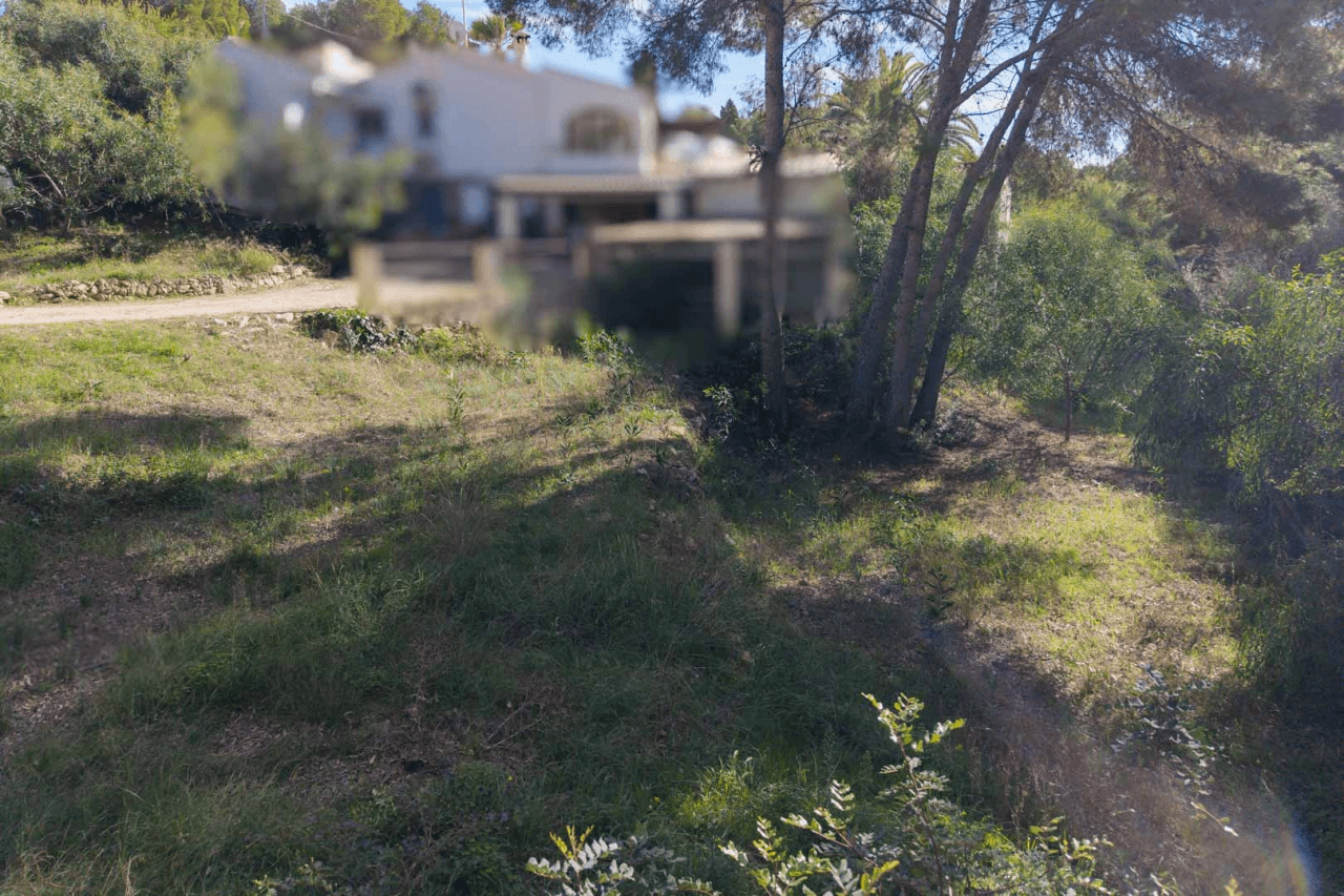 Land til salg i Moraira
