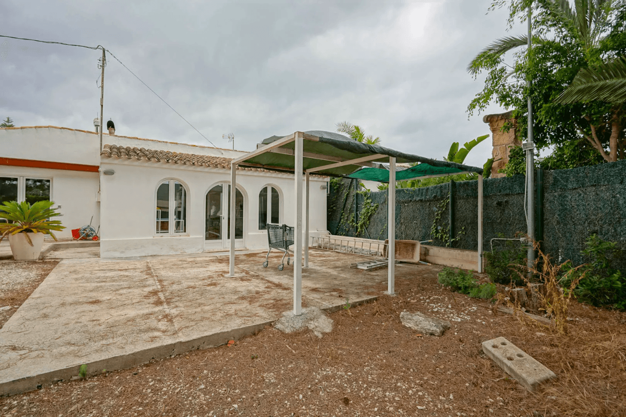 Land til salg i Javea