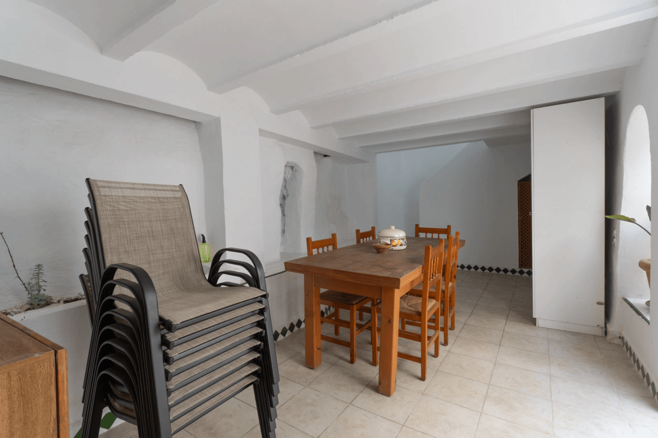 Town house for sale in Oliva