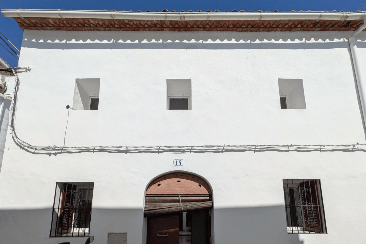 Town house for sale in Oliva