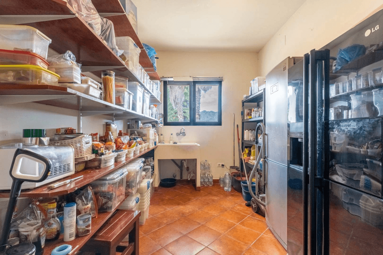 Villa for sale in Ondara