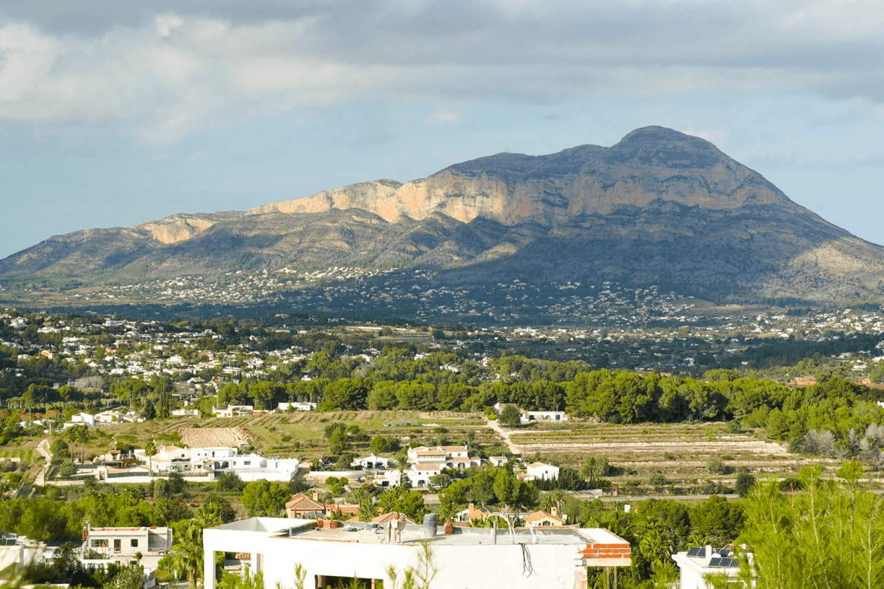 Land til salg i Javea