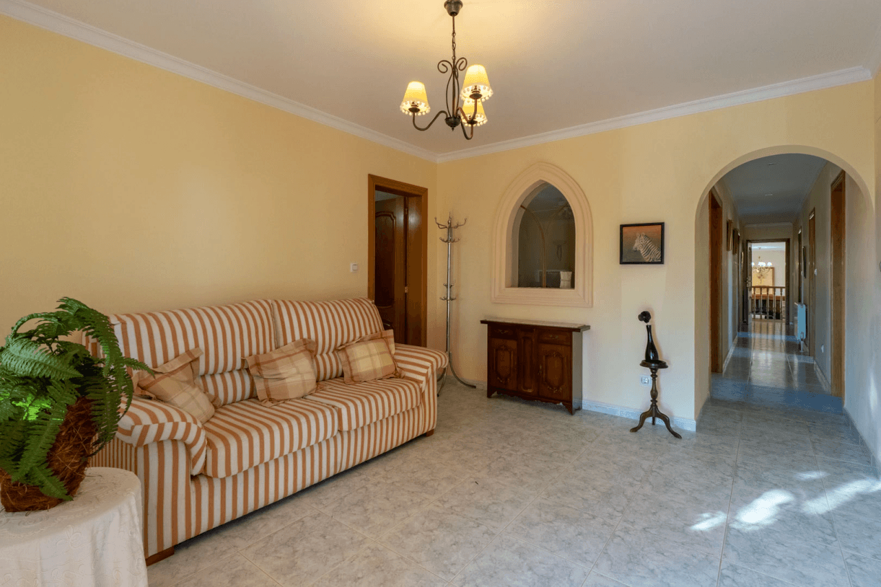 Villa for sale in Jalon