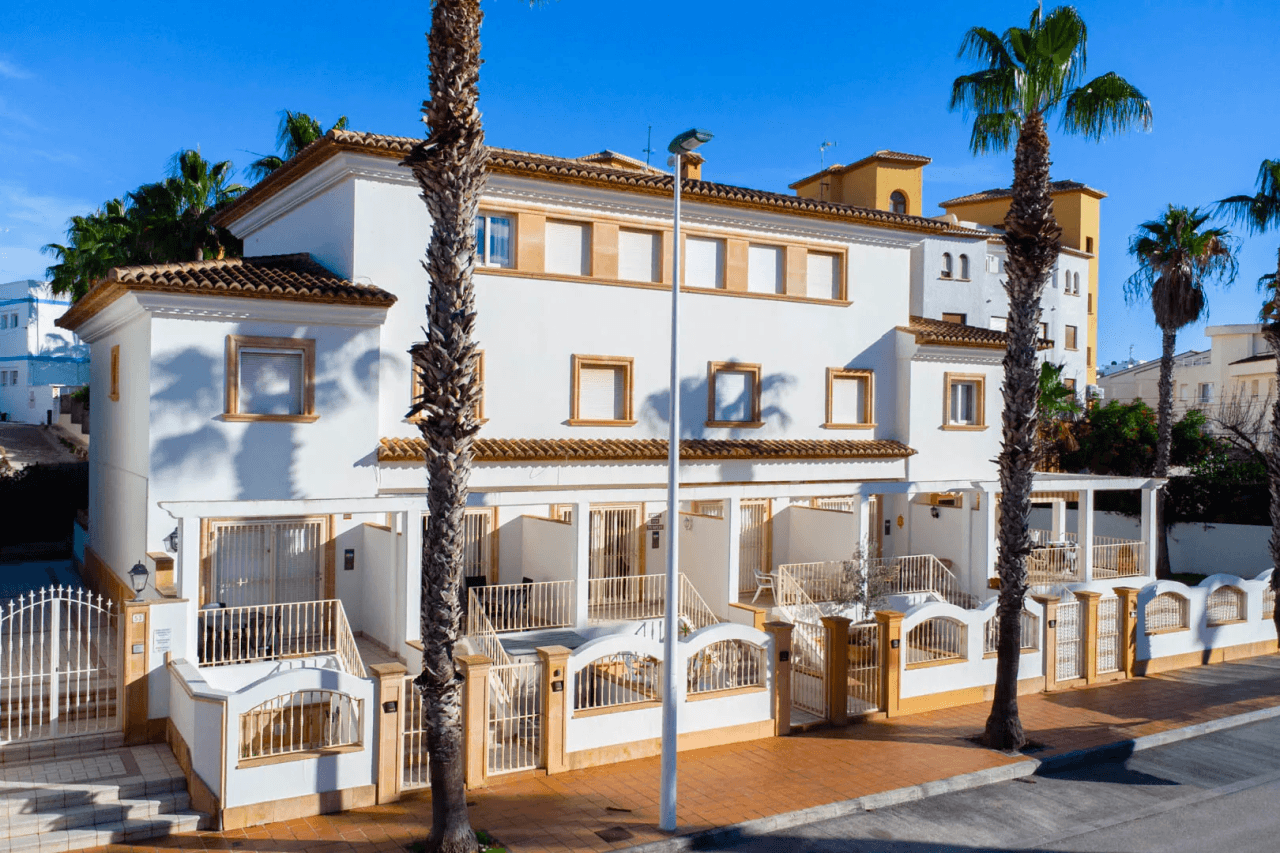 Town house for sale
