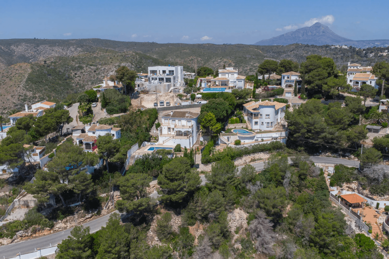 Land til salg i Javea