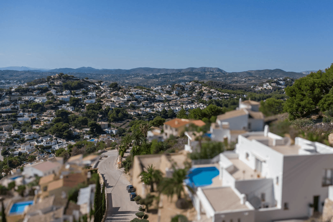 Land til salg i Moraira