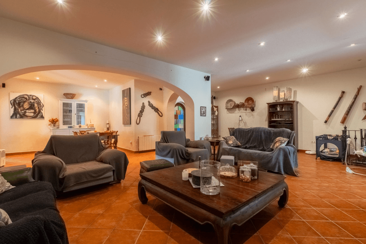 Villa for sale in Ondara